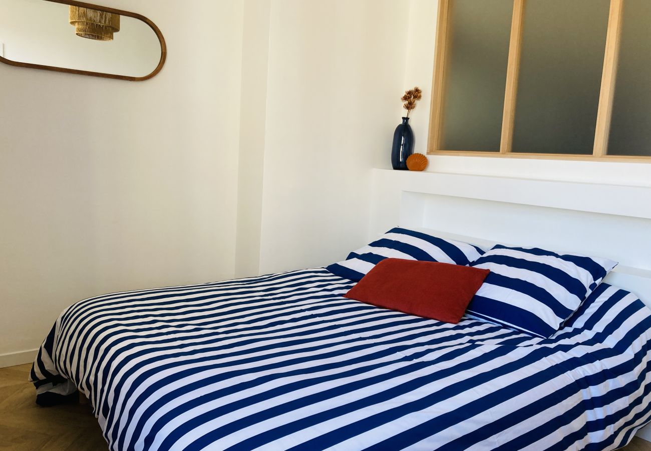 Apartment in Dieppe - RÊVE SALÉ appartement vue mer