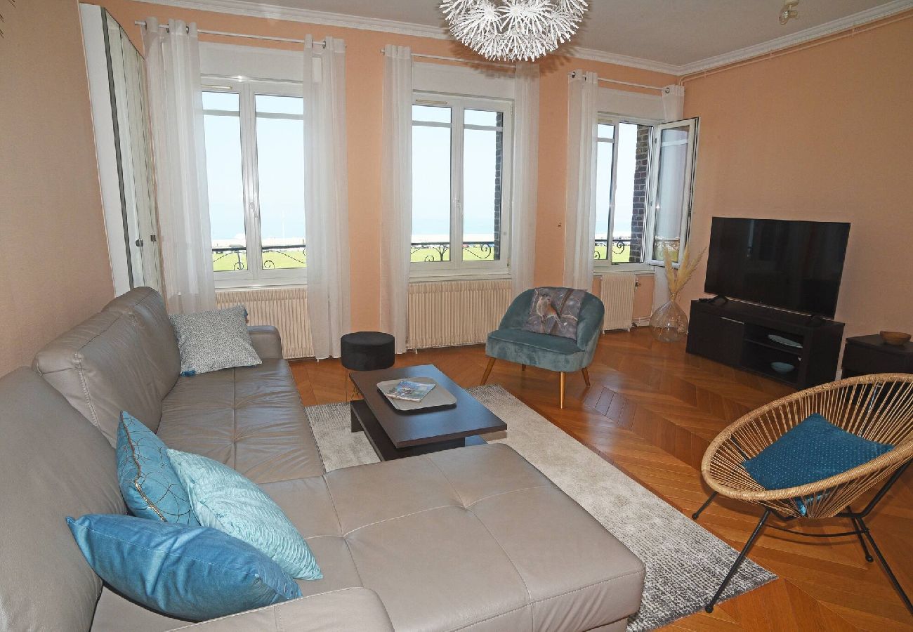 Apartment in Dieppe - PIEDS DANS L'EAU Dieppe Vue mer