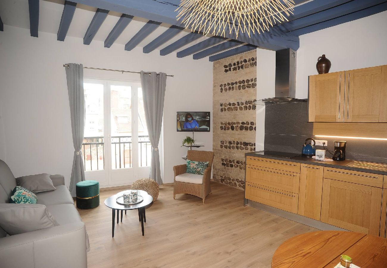 Apartment in Dieppe - COLOMBAGE BLEU Dieppe entre le port et la plage