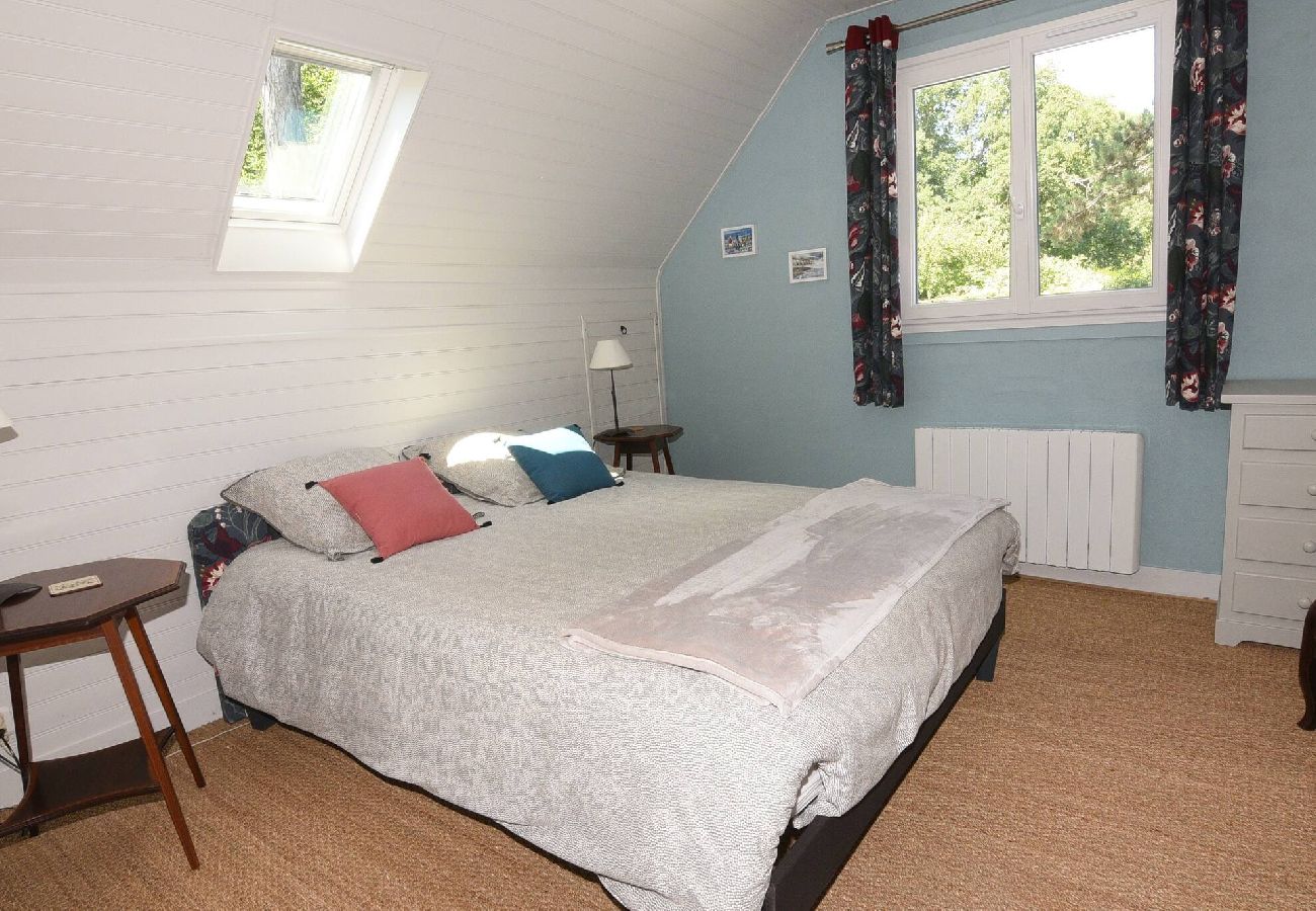 Villa in Hautot-sur-Mer - LES PINS VUE MER Pourville sur mer