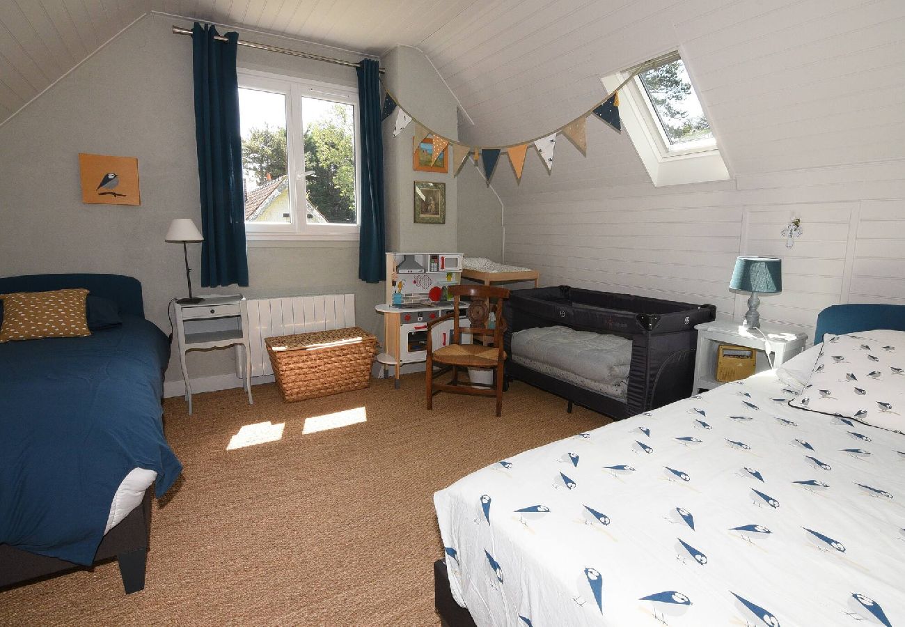 Villa in Hautot-sur-Mer - LES PINS VUE MER Pourville sur mer