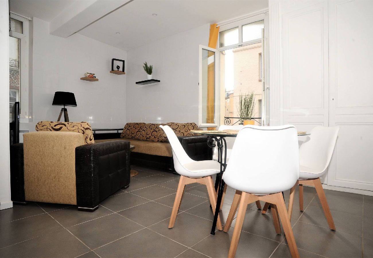Apartment in Dieppe - ESCALE Dieppe Entre le port et la plage