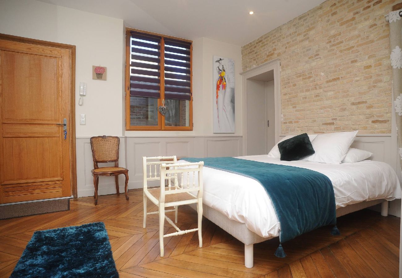 Apartment in Dieppe - ANVERS Dieppe Vue port de plaisance