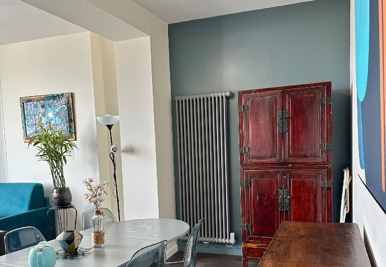 Apartment in Dieppe - GAMBETTA Dieppe Vue et proche centre ville