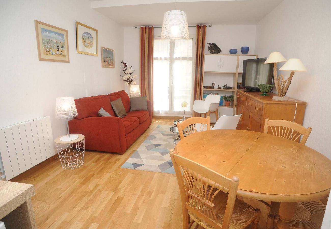 Apartment in Dieppe - ESPLANADE Dieppe Front de mer Pas de vue