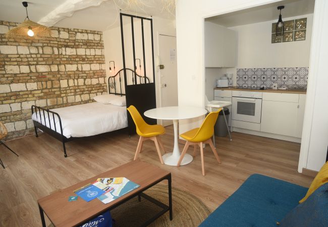 Studio in Dieppe - LOU LA CHALOUPE centre ville rue piétonne