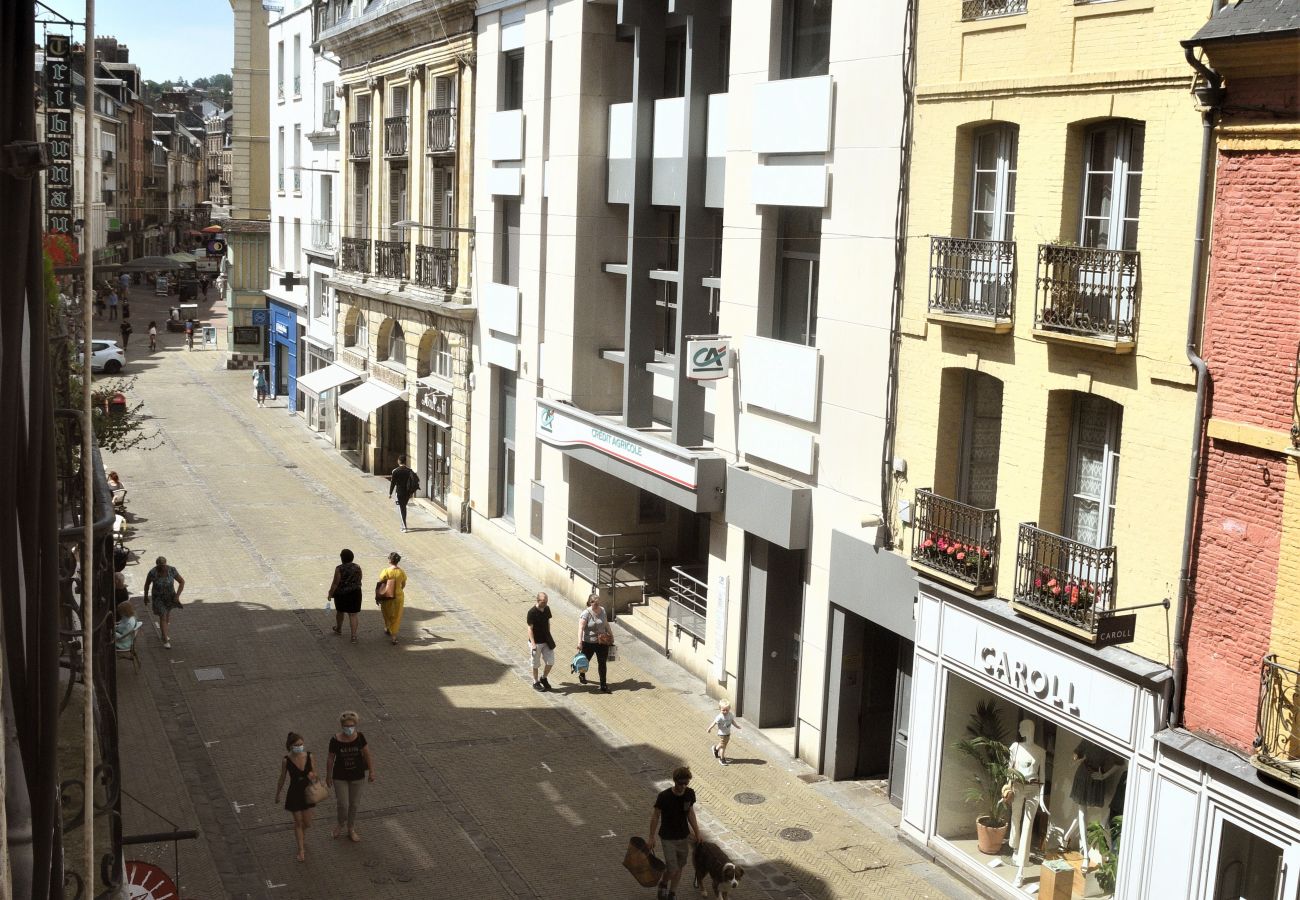Studio in Dieppe - LOU LA CHALOUPE centre ville rue piétonne