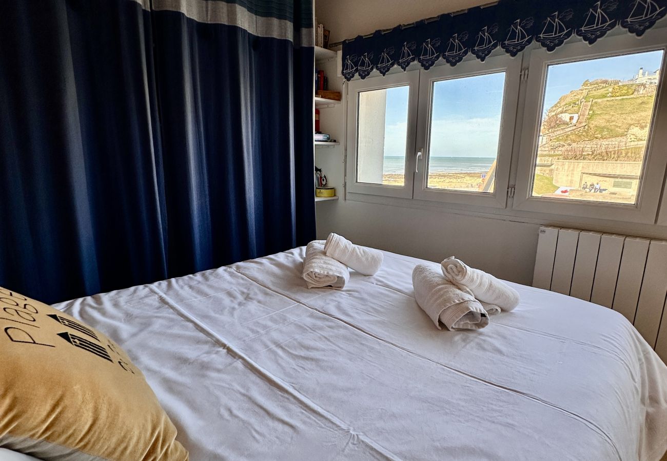 Apartment in Neuville-lès-Dieppe - VUE MER EXCEPTIONNELLE – accès plage de Puys