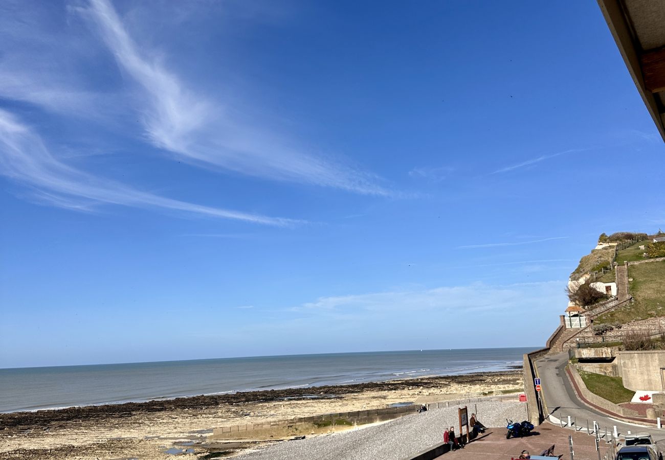 Apartment in Neuville-lès-Dieppe - VUE MER EXCEPTIONNELLE – accès plage de Puys