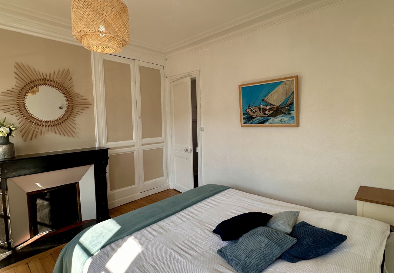 Apartment in Dieppe - PASSAGE NORMAND. BAIL 1 À 10 MOIS