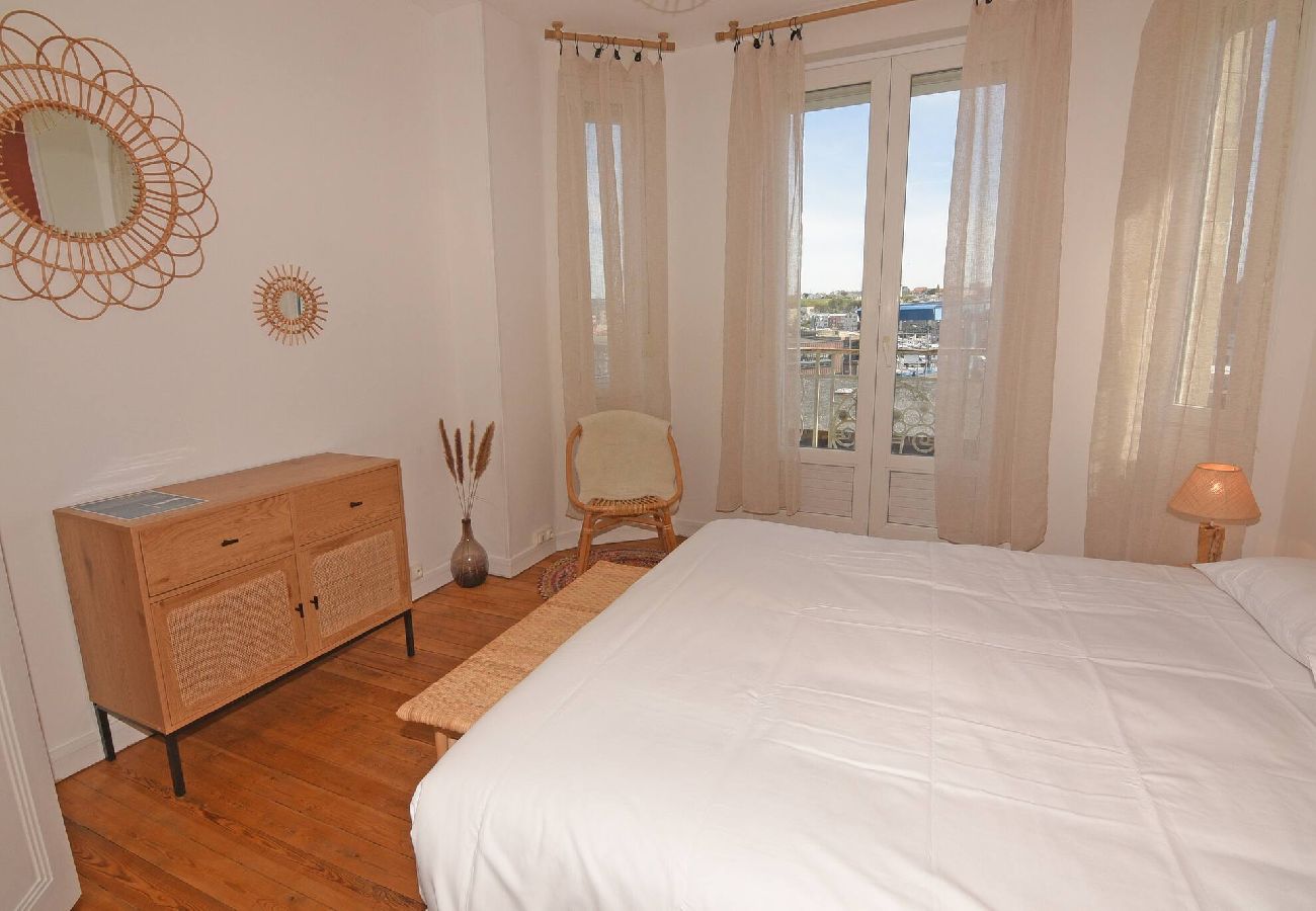 Appartement à Dieppe - ANGO Dieppe centre ville Vue Port