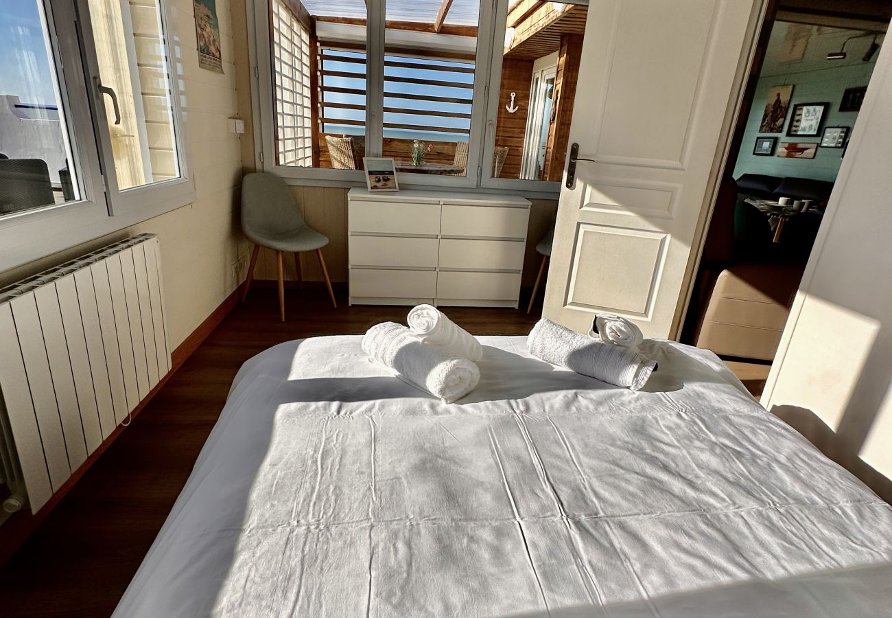 Appartement à Neuville-lès-Dieppe - VUE MER EXCEPTIONNELLE – accès plage de Puys