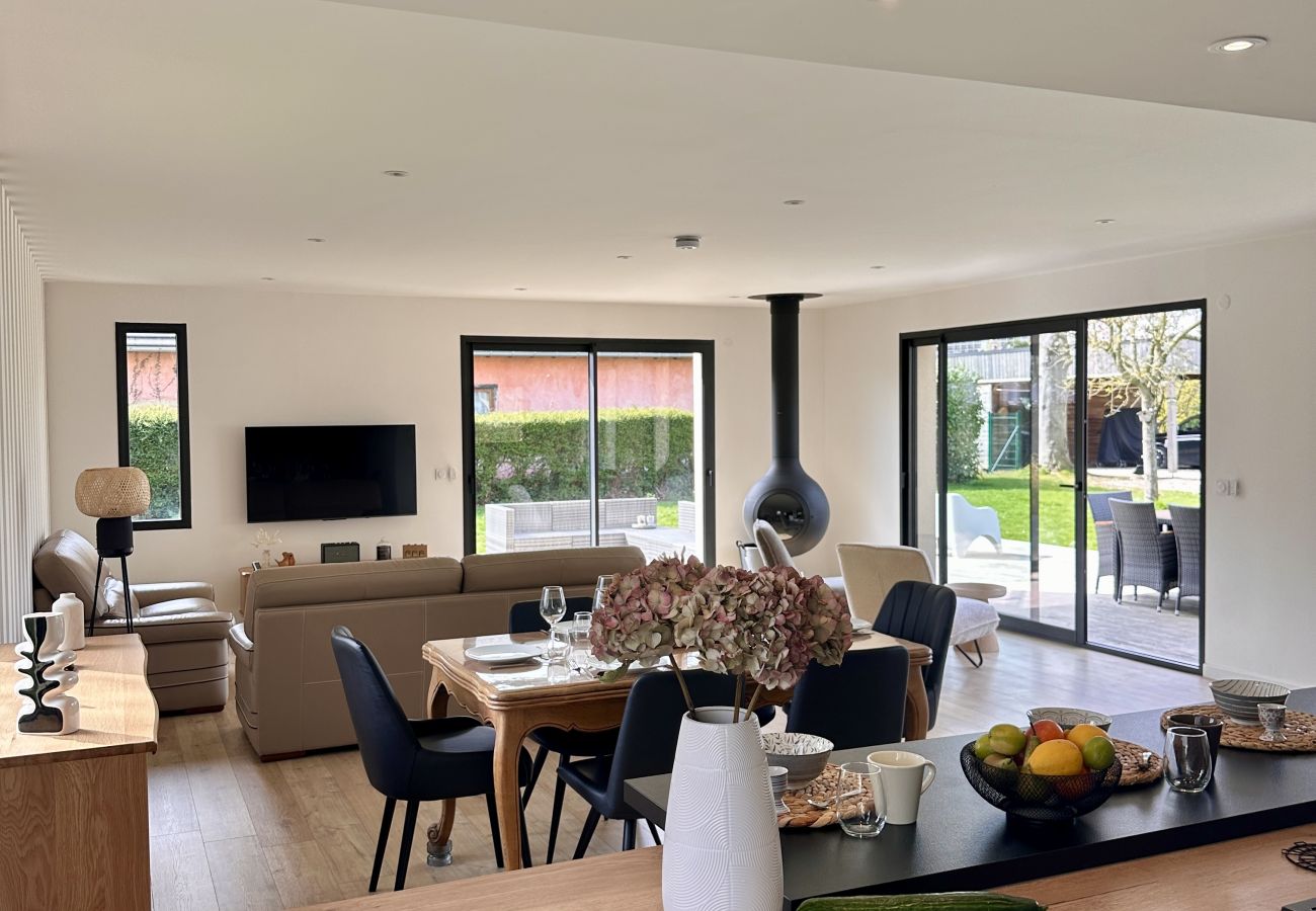 Maison à La Gaillarde - A L'OMBRE DES POMMIERS Maison Normande 